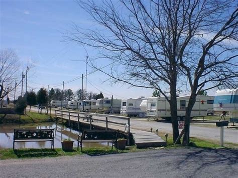 cheapest boat trailer storage in cedar creek lake area